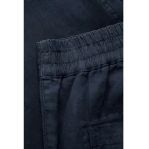 Seasalt Brawn Point Crops